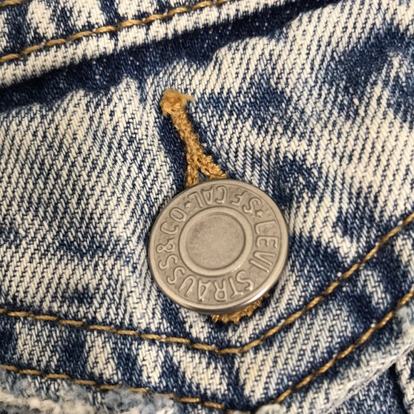 Levi’s vintage looking jean jacket size XS - Picture 8 of 8